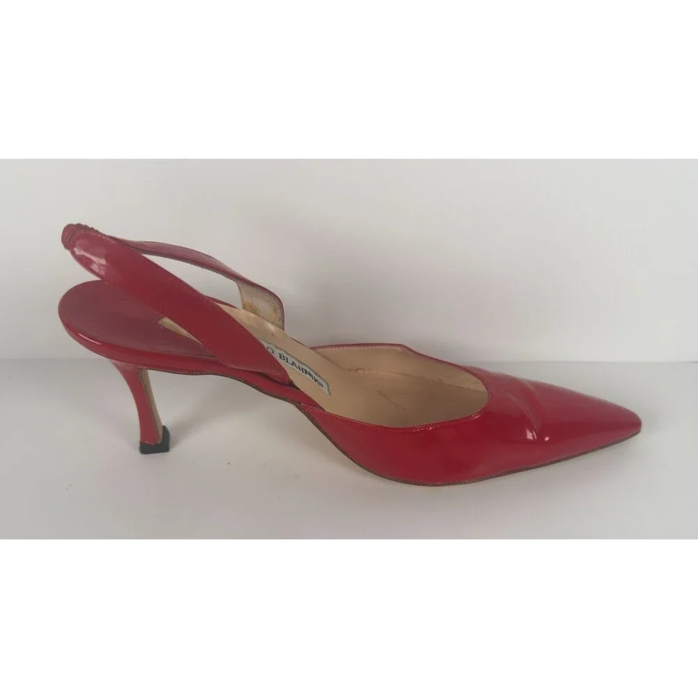 Manolo Blahnik Carolyne Red Patent Leather Slingback Heels EU 37 US 7